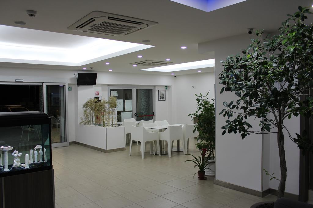 Hotel Poseidon Corigliano Calabro Luaran gambar