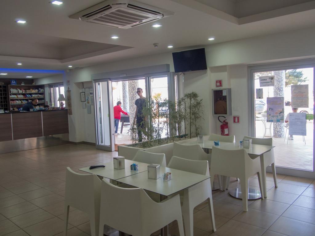 Hotel Poseidon Corigliano Calabro Luaran gambar